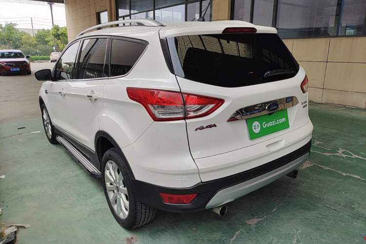Used Ford Kuga 2013 2.0L GTDi Four-Wheel-Drive Elite Model Exterior 2