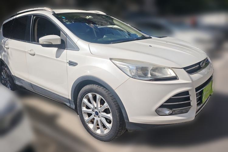 Used Ford Kuga 2013 1.6L GTDi Two-Wheel-Drive Trend Model Exterior 2