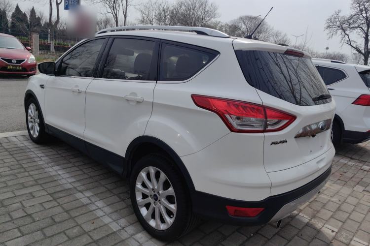 Used Ford Kuga 2013 1.6L GTDi Two-Wheel-Drive Trend Model Exterior 2