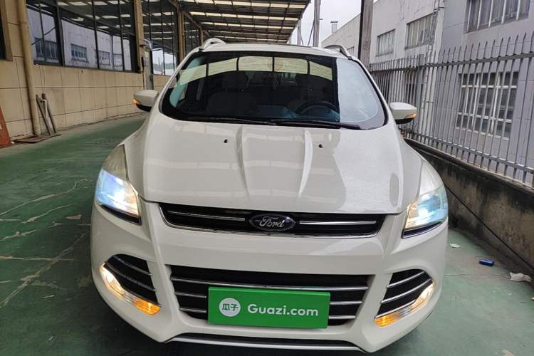 Used Ford Kuga 2013 2.0L GTDi Four-Wheel-Drive Elite Model Front