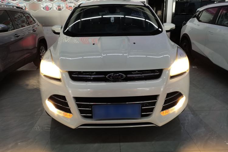 Used Ford Kuga 2013 1.6L GTDi Two-Wheel-Drive Trend Model Front