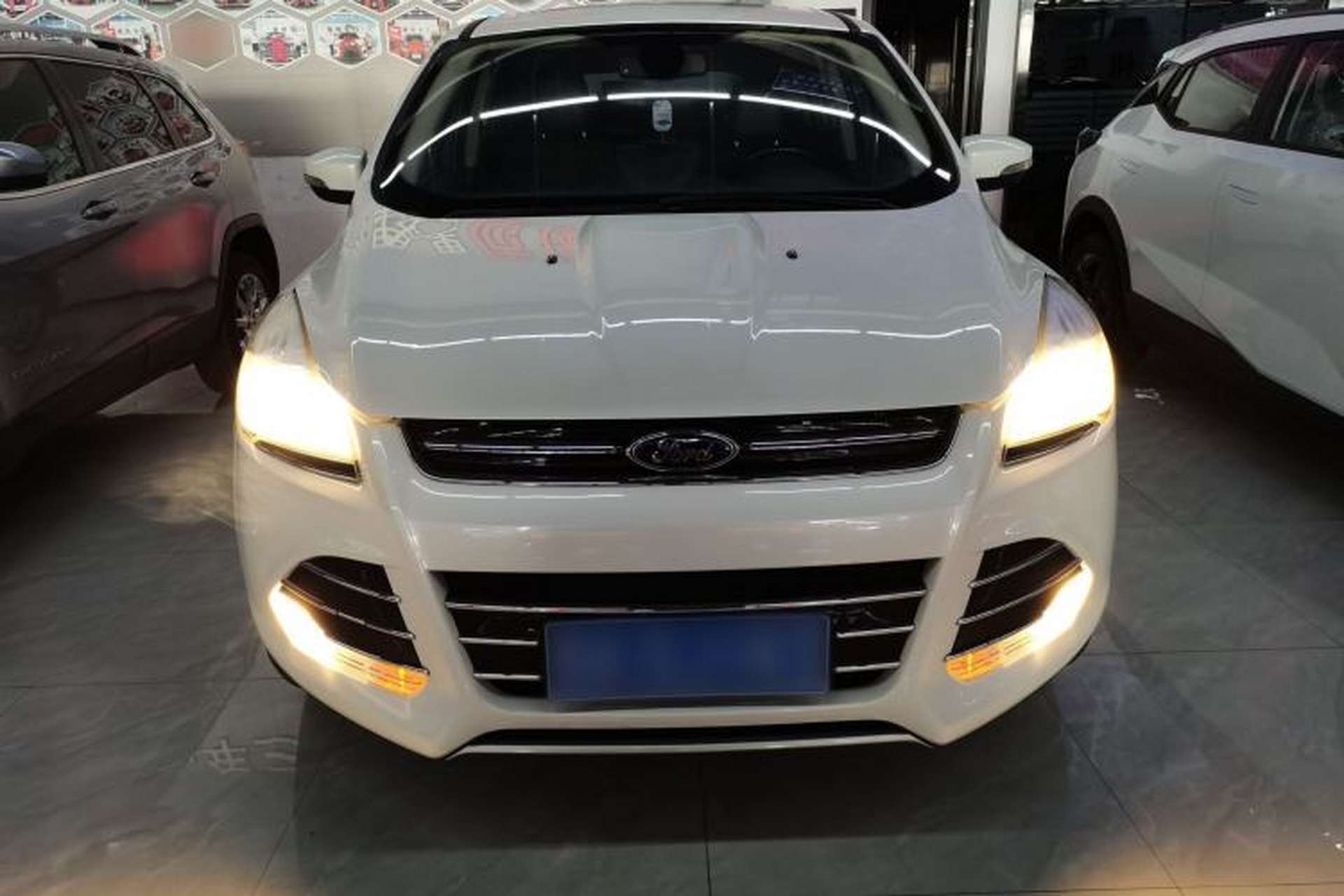 Used Ford Kuga 2013 1.6L GTDi Two-Wheel-Drive Trend Model Front