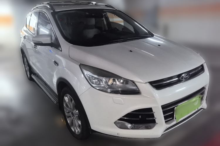 Used Ford Kuga 2013 2.0L GTDi Four-Wheel Drive Premium Model Front Right 45 Deg
