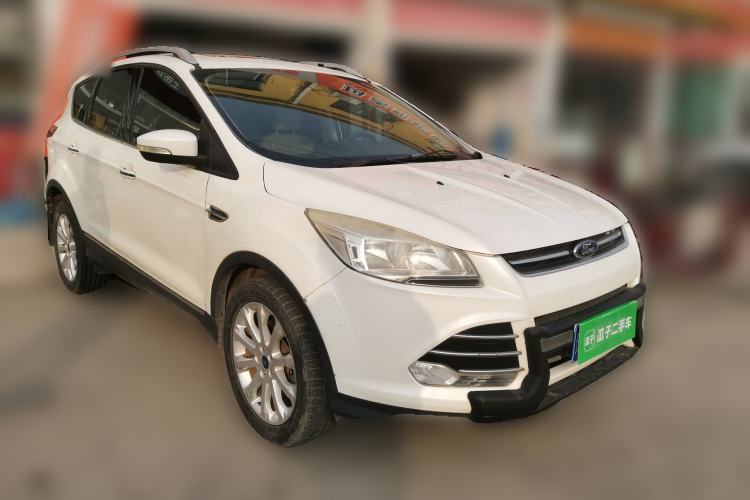 Used Ford Kuga 2013 1.6L GTDi 4x4 Elite Model Front Right 45 Deg