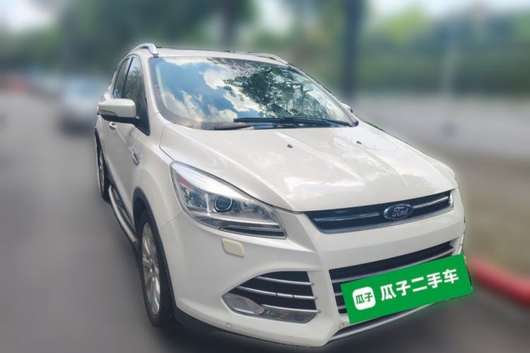 Used Ford Kuga 2013 2.0L GTDi Four-Wheel Drive Premium Model Front Right 45 Deg