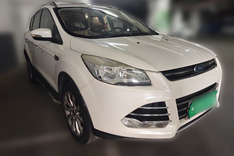 Used Ford Kuga 2013 1.6L GTDi 4x4 Elite Model Front Right 45 Deg