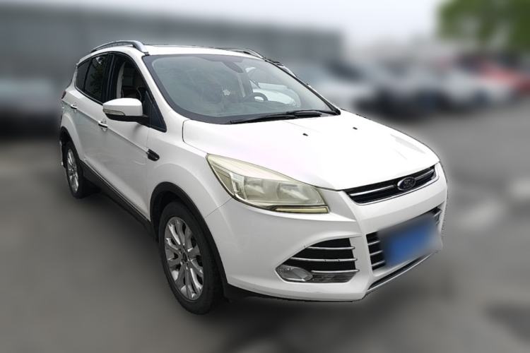 Used Ford Kuga 2013 1.6L GTDi 4x4 Elite Model Front Right 45 Deg