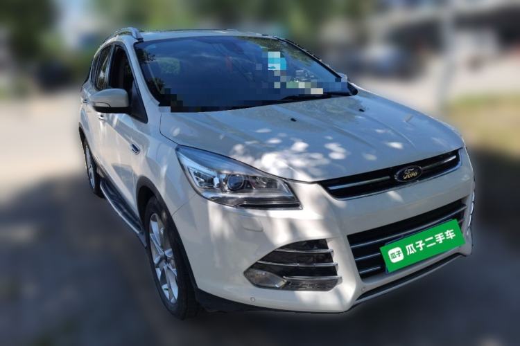 Used Ford Kuga 2013 2.0L GTDi Four-Wheel-Drive Sport Model Front Right 45 Deg