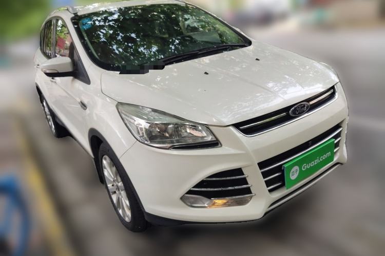 Used Ford Kuga 2013 1.6L GTDi 4x4 Elite Model Front Right 45 Deg