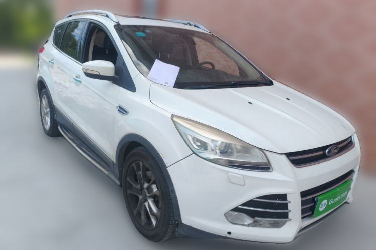 Used Ford Kuga 2013 2.0L GTDi Four-Wheel-Drive Sport Model Front Right 45 Deg