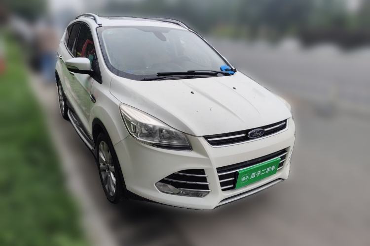 Used Ford Kuga 2013 1.6L GTDi 4x4 Elite Model Front Right 45 Deg