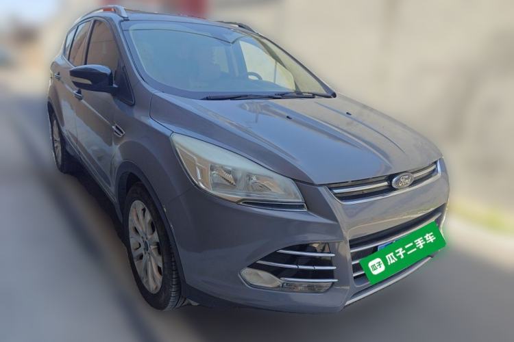 Used Ford Kuga 2013 1.6L GTDi 4x4 Elite Model Front Right 45 Deg
