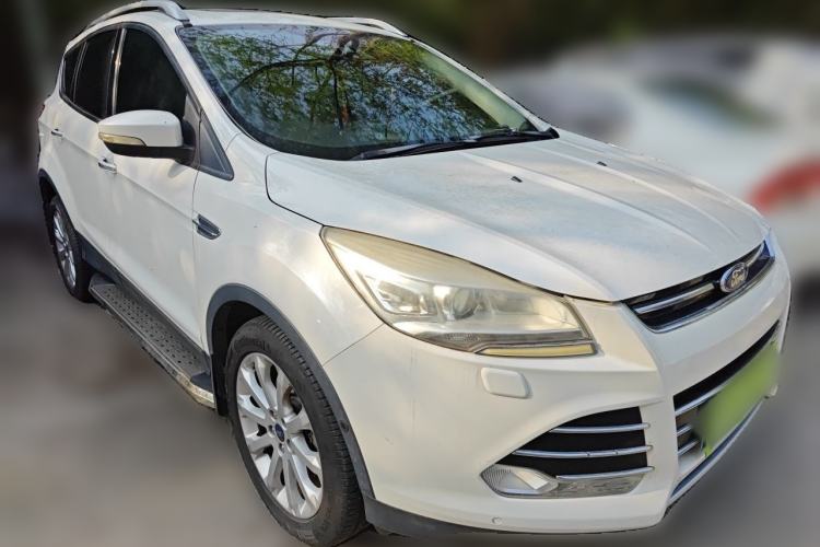 Used Ford Kuga 2013 2.0L GTDi Four-Wheel Drive Premium Model Front Right 45 Deg