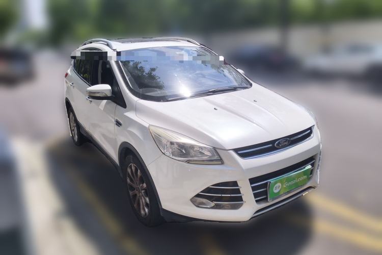 Used Ford Kuga 2013 2.0L GTDi Four-Wheel-Drive Elite Model Front Right 45 Deg