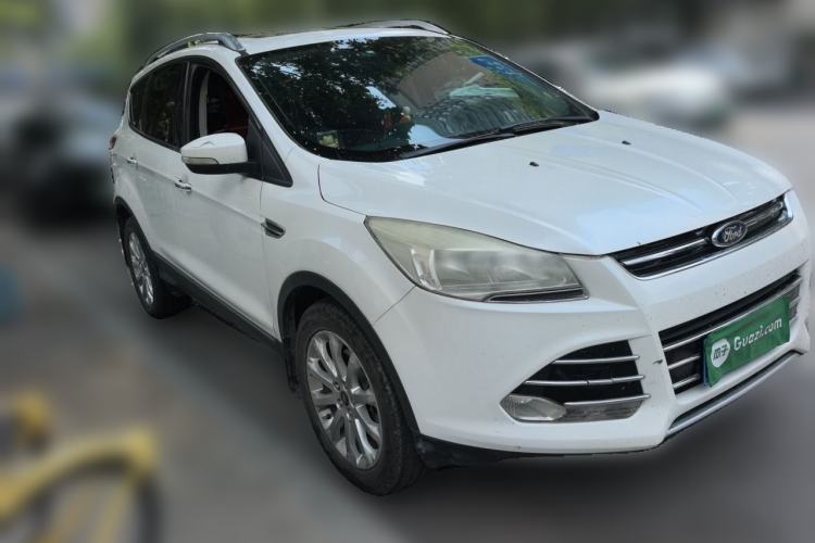 Used Ford Kuga 2013 1.6L GTDi 4x4 Elite Model Front Right 45 Deg