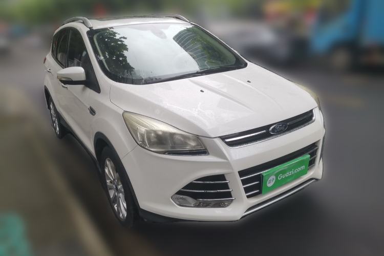 Used Ford Kuga 2013 1.6L GTDi 4x4 Elite Model Front Right 45 Deg