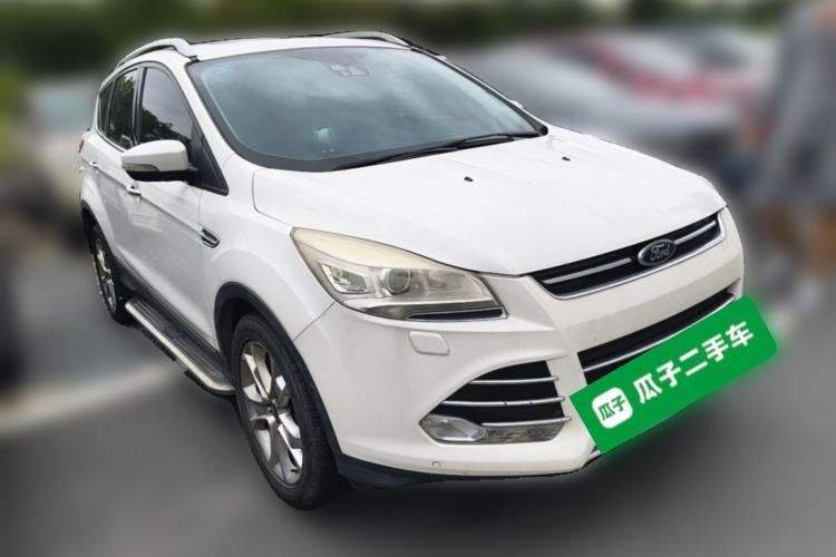 Used Ford Kuga 2013 2.0L GTDi Four-Wheel-Drive Sport Model Front Right 45 Deg