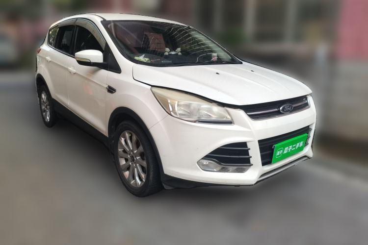 Used Ford Kuga 2013 1.6L GTDi Two-Wheel-Drive Comfort Model Front Right 45 Deg