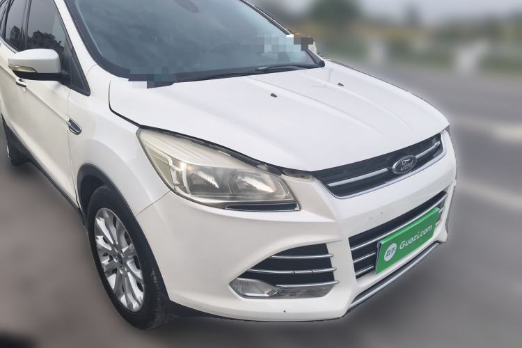 Used Ford Kuga 2013 1.6L GTDi 4x4 Elite Model Front Right 45 Deg