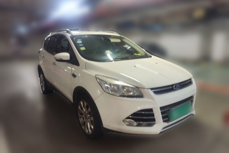 Used Ford Kuga 2013 1.6L GTDi 4x4 Elite Model Front Right 45 Deg