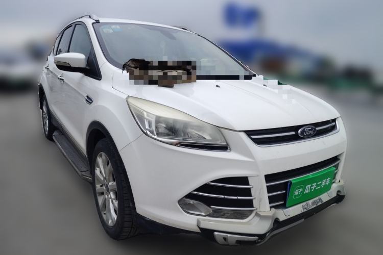 Used Ford Kuga 2013 1.6L GTDi 4x4 Elite Model Front Right 45 Deg