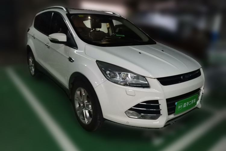 Used Ford Kuga 2013 2.0L GTDi Four-Wheel Drive Premium Model Front Right 45 Deg