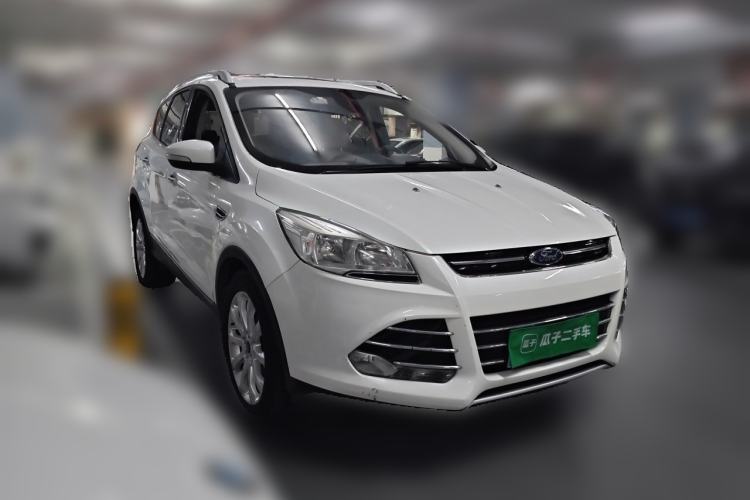 Used Ford Kuga 2013 2.0L GTDi Four-Wheel-Drive Elite Model Front Right 45 Deg