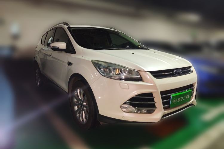 Used Ford Kuga 2013 2.0L GTDi Four-Wheel Drive Premium Model Front Right 45 Deg