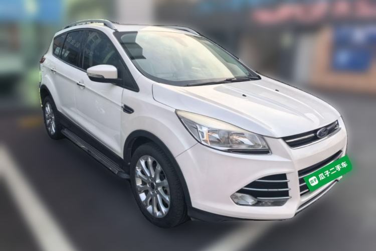 Used Ford Kuga 2013 1.6L GTDi 4x4 Elite Model Front Right 45 Deg