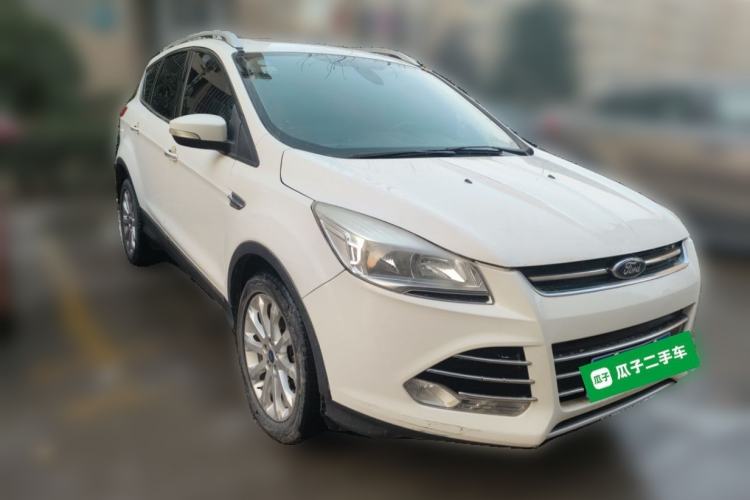 Used Ford Kuga 2013 1.6L GTDi 4x4 Elite Model Front Right 45 Deg