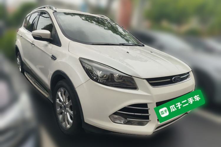 Used Ford Kuga 2013 1.6L GTDi 4x4 Elite Model Front Right 45 Deg
