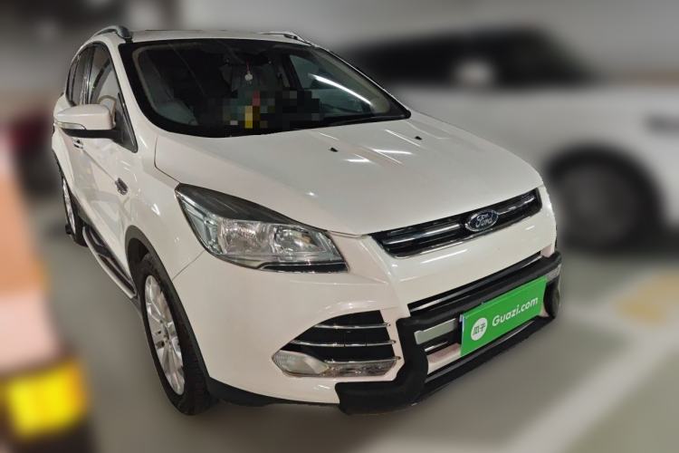 Used Ford Kuga 2013 1.6L GTDi 4x4 Elite Model Front Right 45 Deg