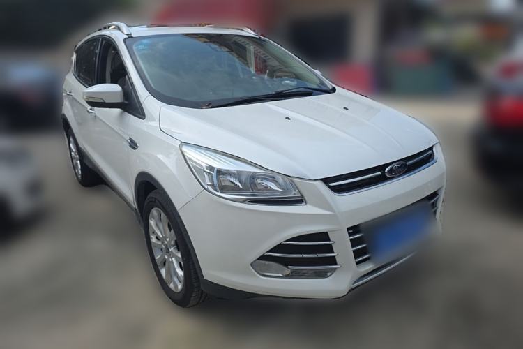 Used Ford Kuga 2013 1.6L GTDi 4x4 Elite Model Front Right 45 Deg