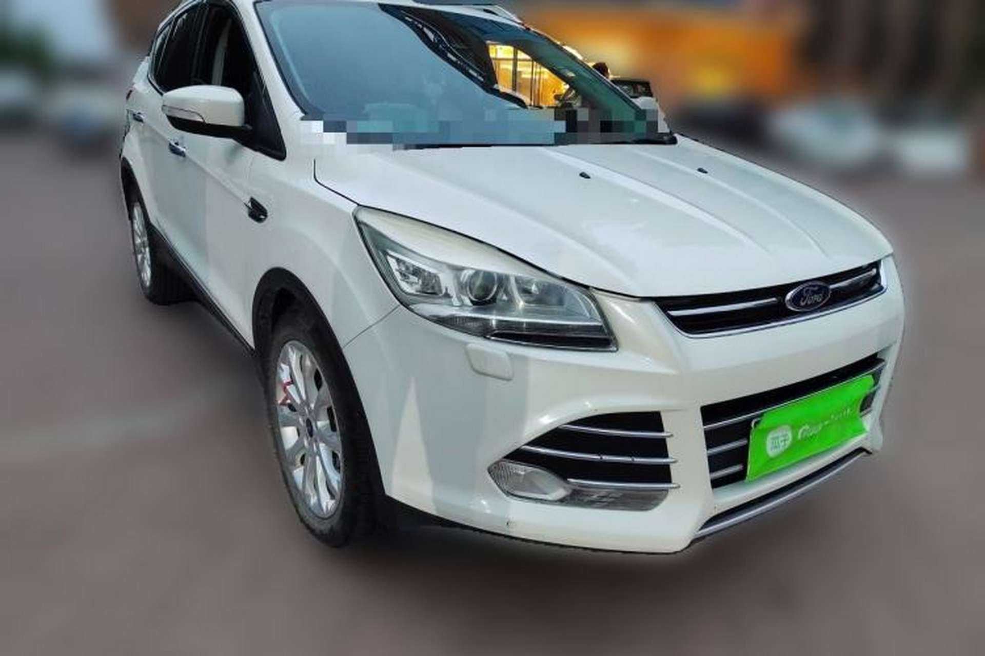 Used Ford Kuga 2013 2.0L GTDi Four-Wheel-Drive Sport Model Front Right 45 Deg