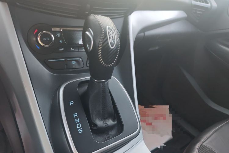 Used Ford Kuga 2013 1.6L GTDi Two-Wheel-Drive Trend Model Gear Lever