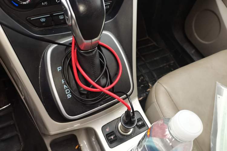 Used Ford Kuga 2013 2.0L GTDi Four-Wheel Drive Premium Model Gear Lever