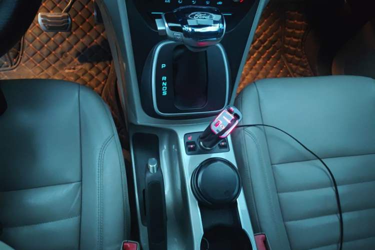 Used Ford Kuga 2013 1.6L GTDi 4x4 Elite Model Gear Lever