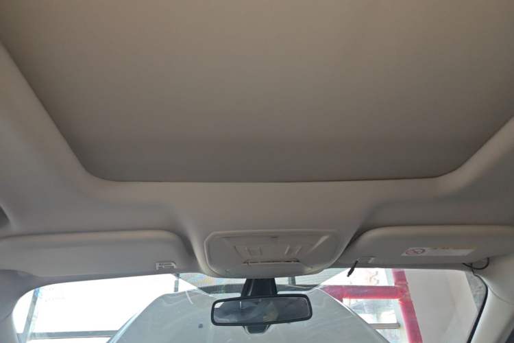 Used Ford Kuga 2013 1.6L GTDi Two-Wheel-Drive Comfort Model Headliner