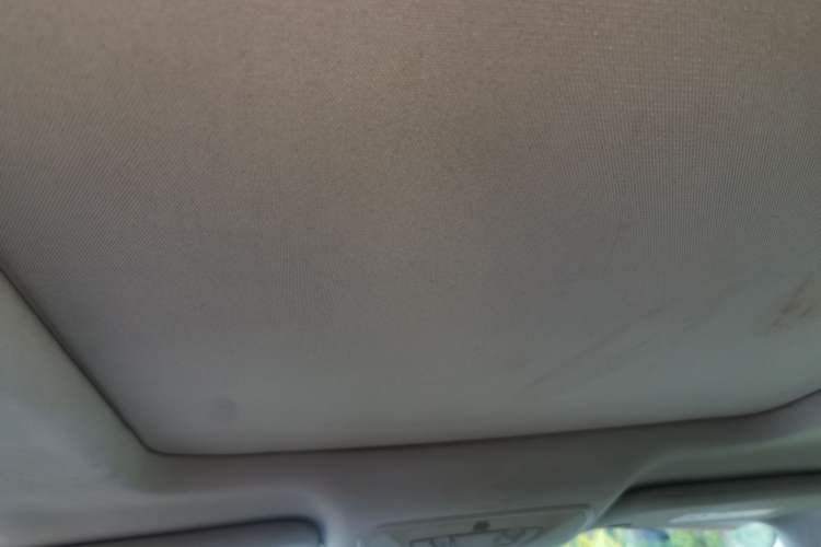 Used Ford Kuga 2013 2.0L GTDi Four-Wheel-Drive Elite Model Headliner