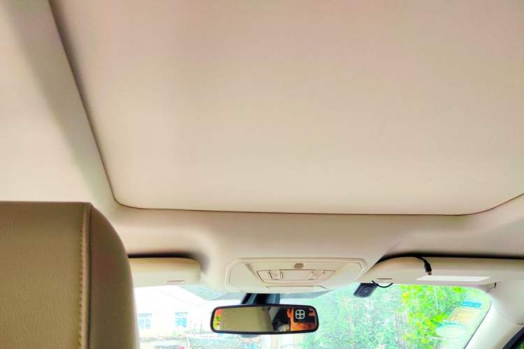 Used Ford Kuga 2013 1.6L GTDi 4x4 Elite Model Headliner