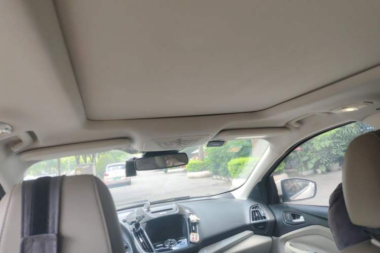 Used Ford Kuga 2013 2.0L GTDi Four-Wheel Drive Premium Model Headliner
