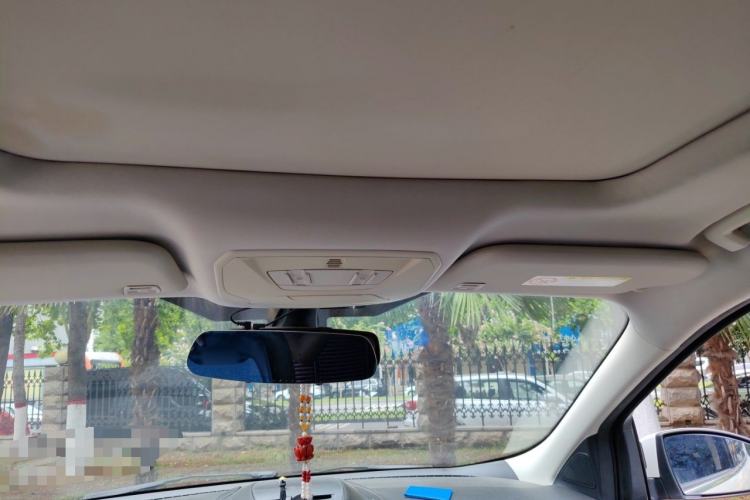 Used Ford Kuga 2013 2.0L GTDi Four-Wheel-Drive Elite Model Headliner