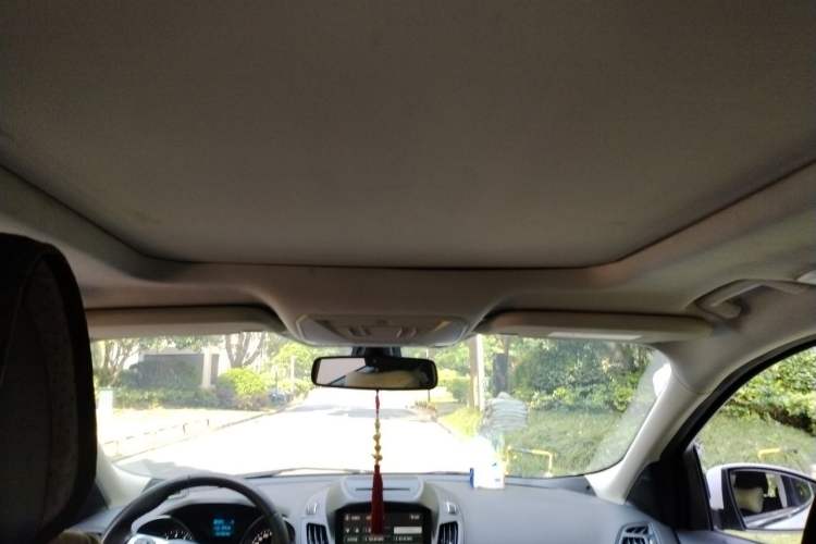 Used Ford Kuga 2013 1.6L GTDi Two-Wheel-Drive Trend Model Headliner