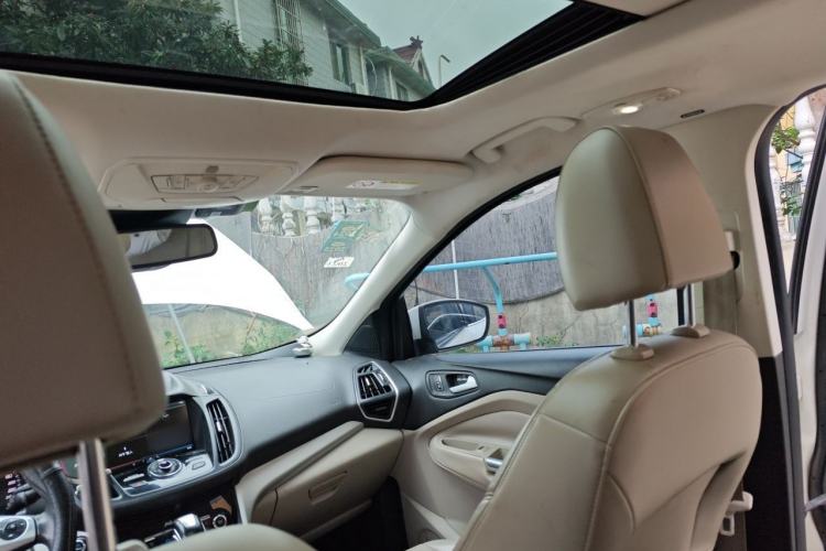 Used Ford Kuga 2013 2.0L GTDi Four-Wheel Drive Premium Model Headliner