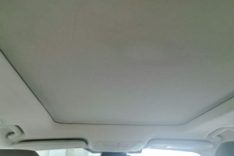 Used Ford Kuga 2013 2.0L GTDi Four-Wheel Drive Premium Model Headliner
