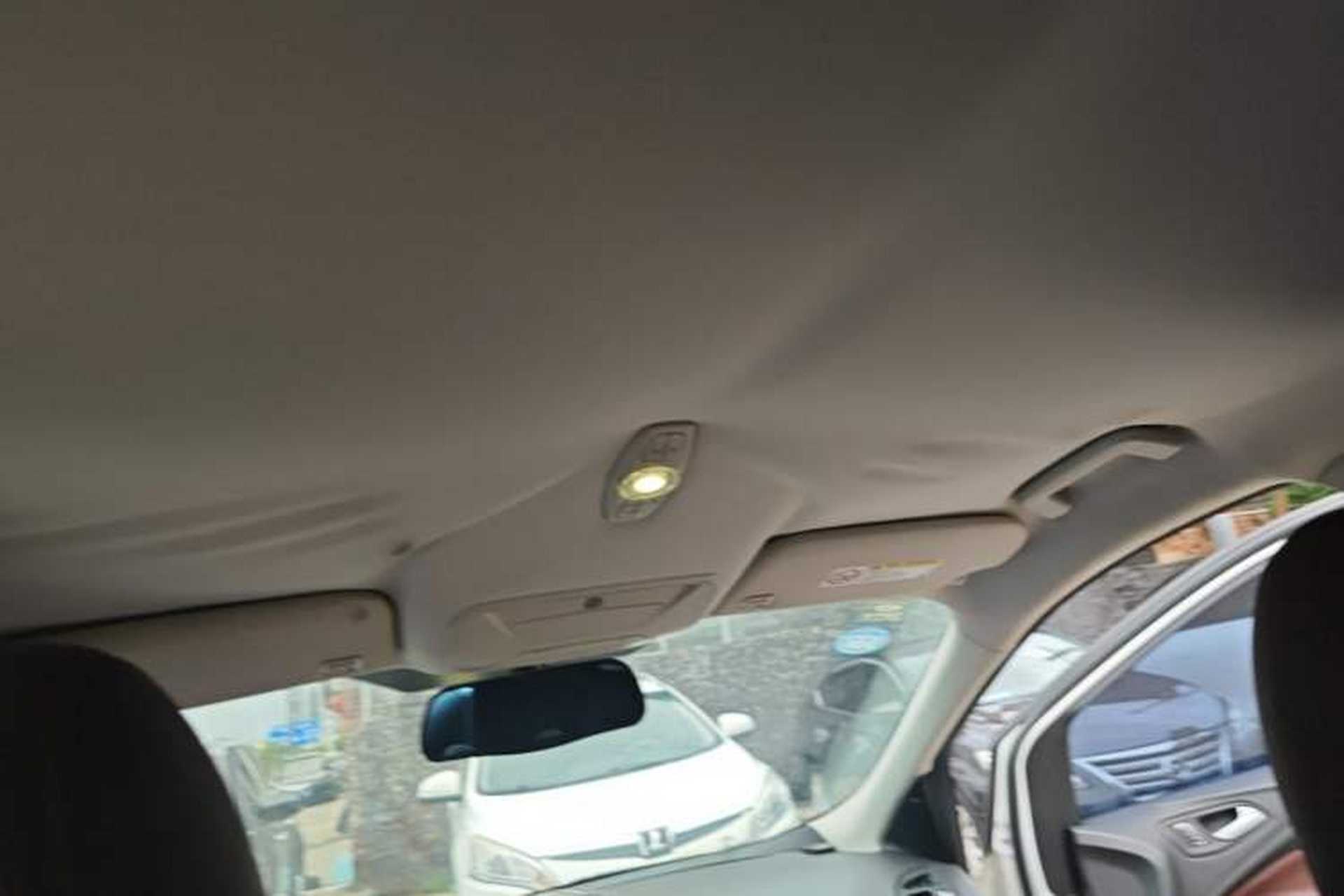 Used Ford Kuga 2013 1.6L GTDi Two-Wheel-Drive Comfort Model Headliner