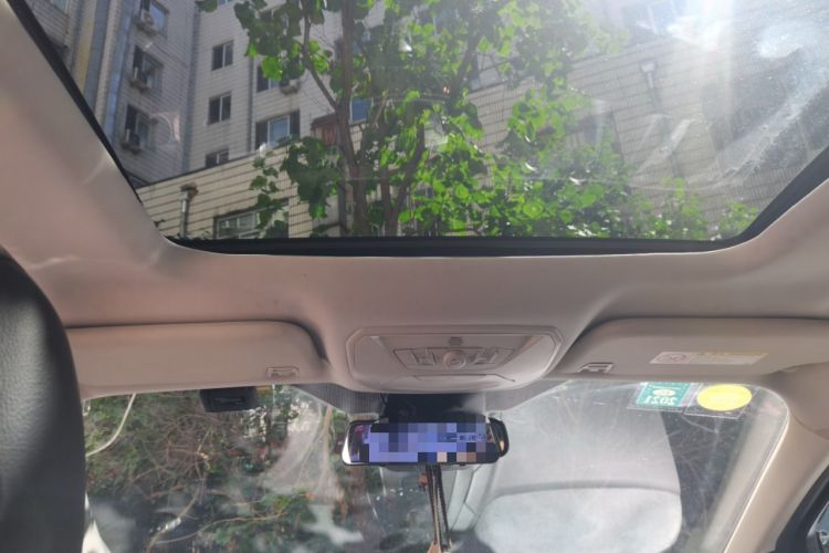Used Ford Kuga 2013 2.0L GTDi Four-Wheel-Drive Sport Model Headliner