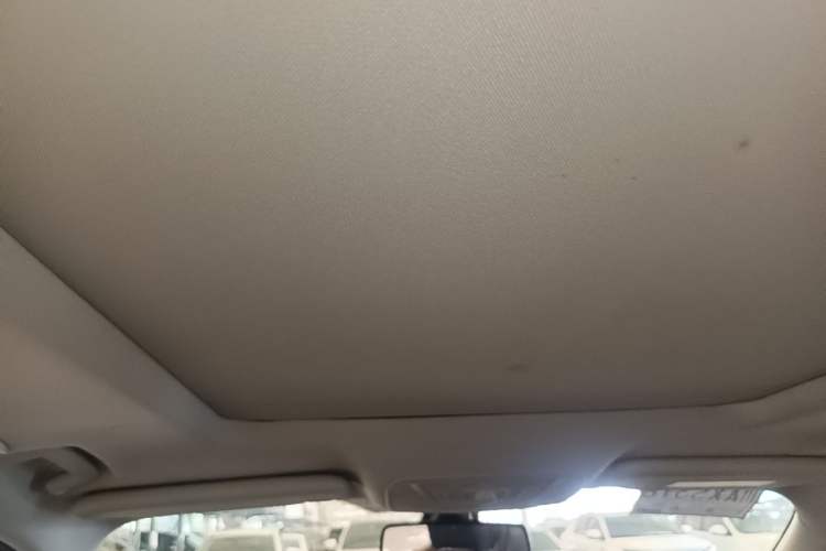 Used Ford Kuga 2013 2.0L GTDi Four-Wheel-Drive Sport Model Headliner