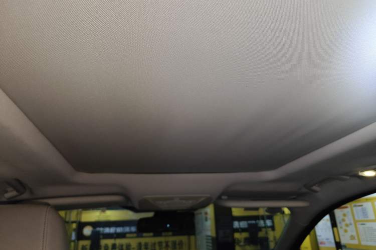 Used Ford Kuga 2013 1.6L GTDi 4x4 Elite Model Headliner
