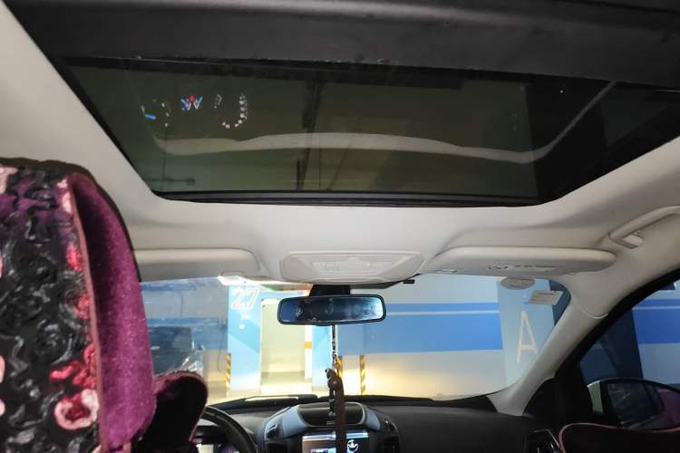 Used Ford Kuga 2013 1.6L GTDi 4x4 Elite Model Headliner
